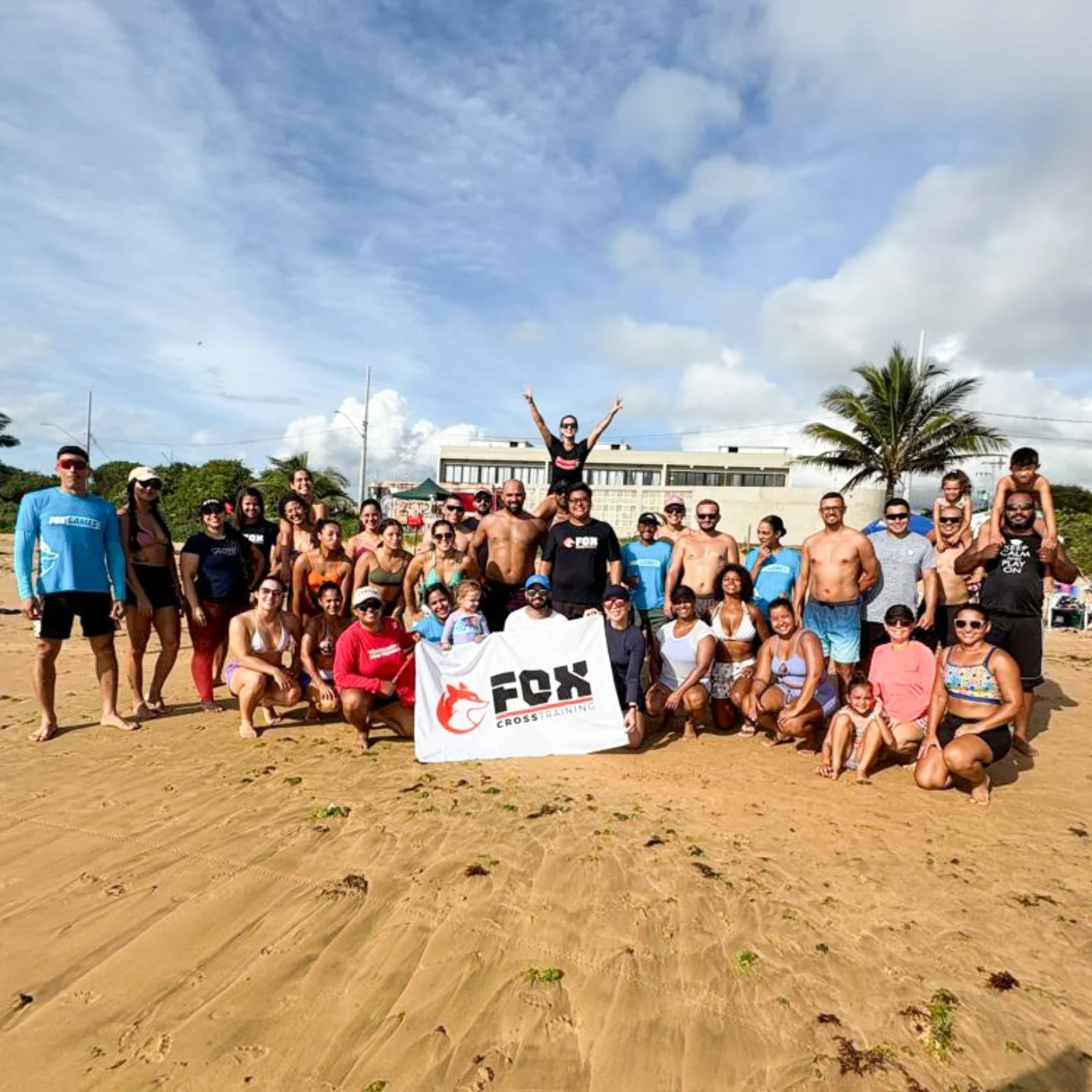 Fox Cross Training em Serra-ES, academia de Cross Training com treino em grupo, musculação e exercícios aeróbicos.