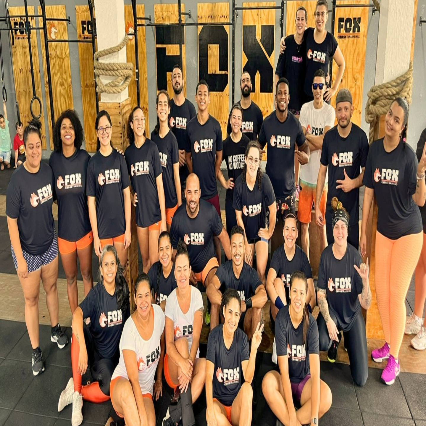 Fox Cross Training em Serra-ES, academia de Cross Training com treino em grupo, musculação e exercícios aeróbicos.