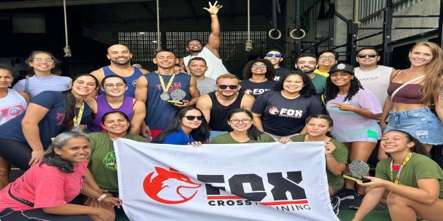Fox Cross Training em Serra-ES, academia de Cross Training com treino em grupo, musculação e exercícios aeróbicos.
